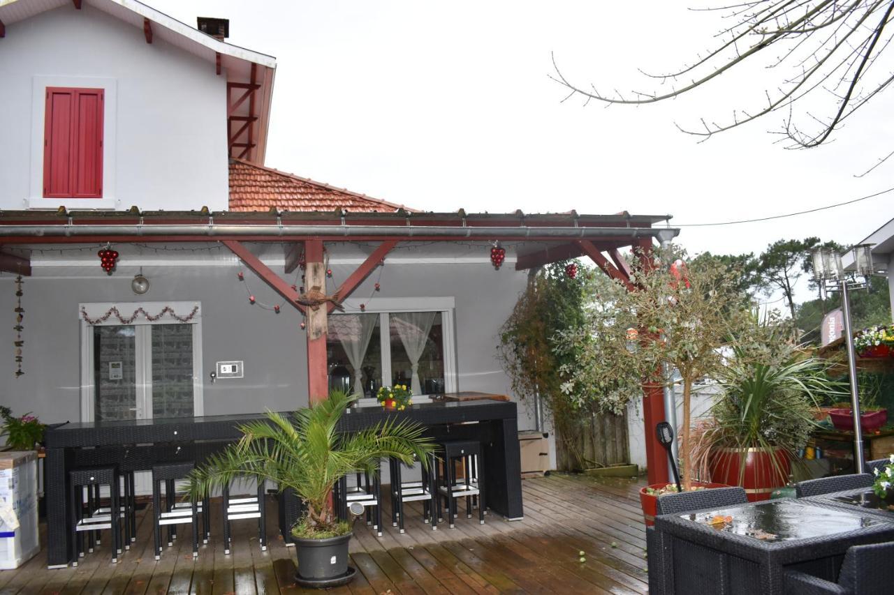 Chez Augustin Bed & Breakfast Лаканау Екстериор снимка