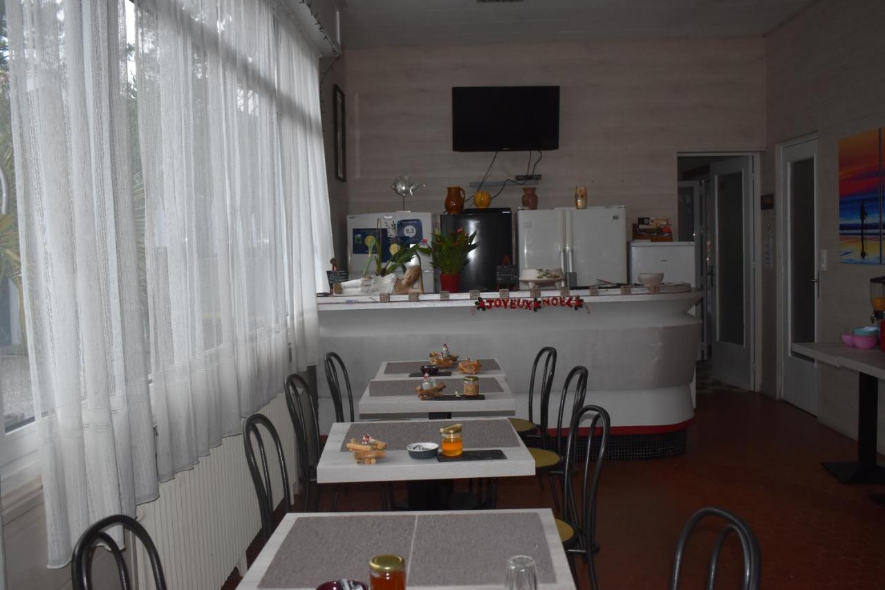 Chez Augustin Bed & Breakfast Лаканау Екстериор снимка