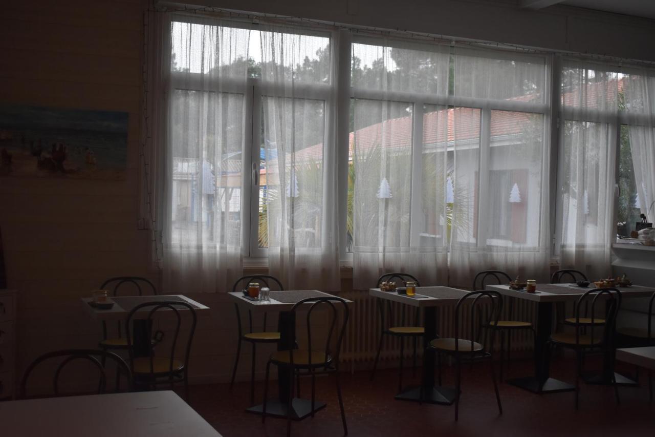 Chez Augustin Bed & Breakfast Лаканау Екстериор снимка
